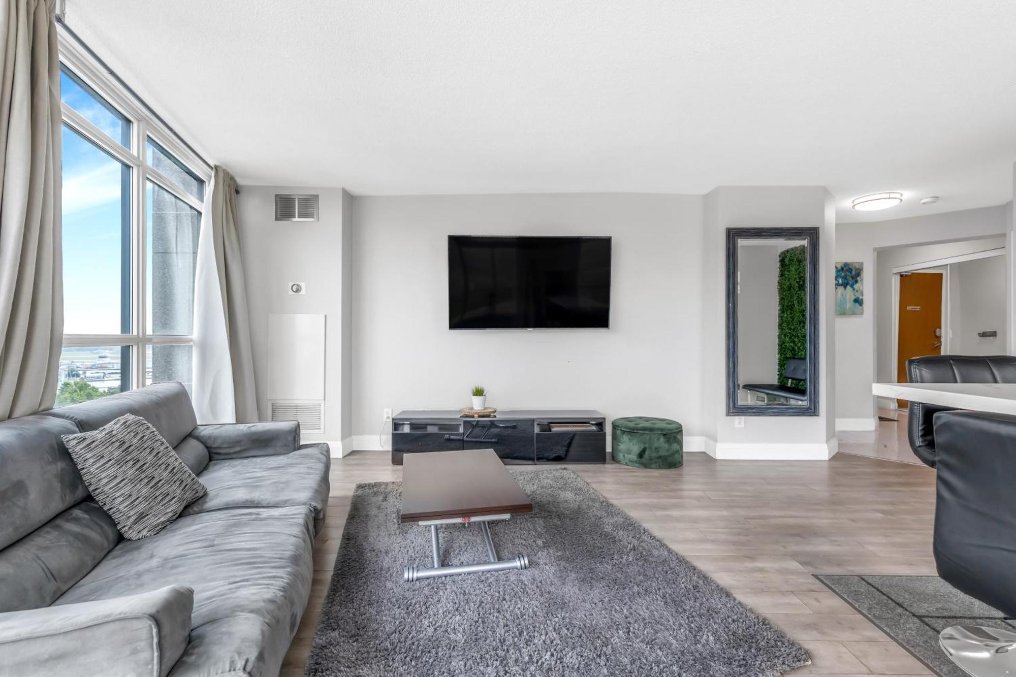 2 Bedroom Waterfront Condo Downtown W/ Free Parking Toronto Esterno foto